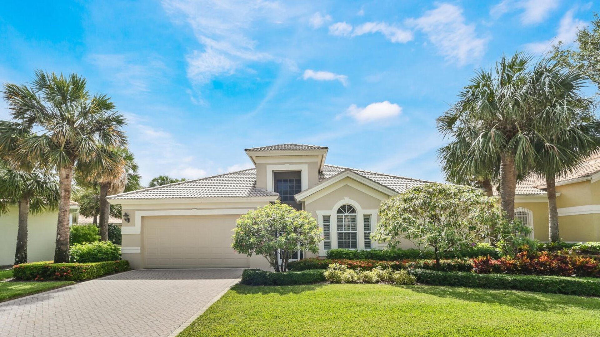 Seashell Cove | 2259 Island Cove Circle in Naples, FL