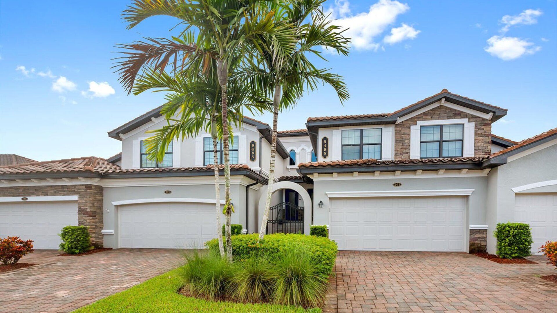 Lakeside Serenità | 9485 Casoria Court #202 in Naples, FL