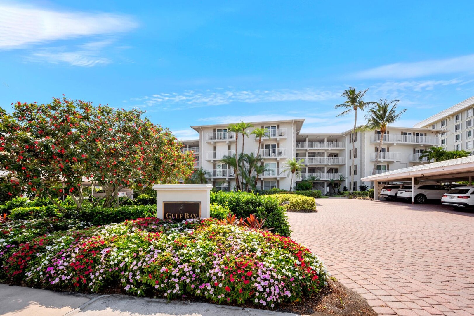Bayside Bungalow | 2800 Gulf Shore Blvd. North #304 in Naples, FL