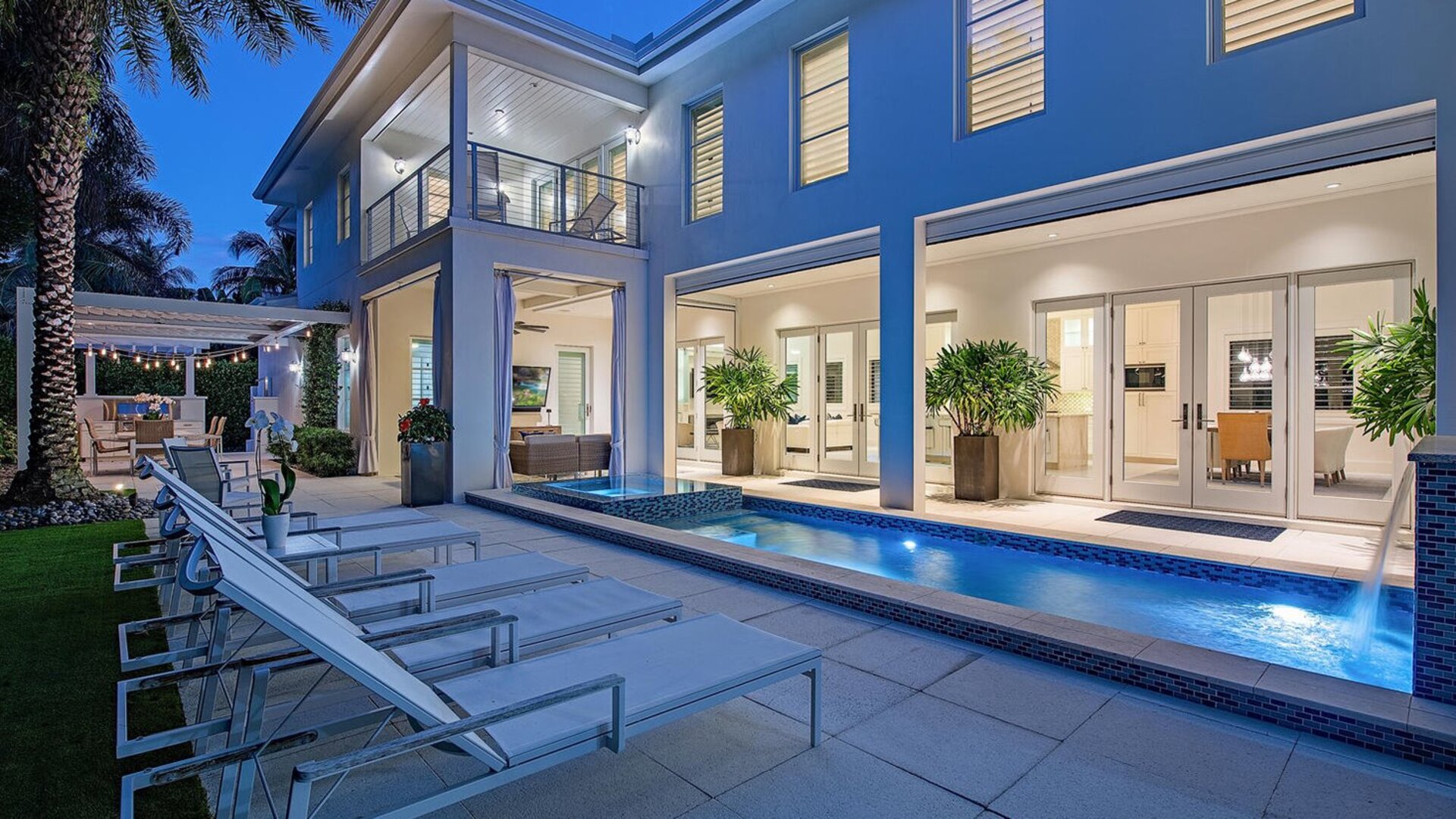 Old Naples Oasis | 501 2nd Avenue North in Naples, FL