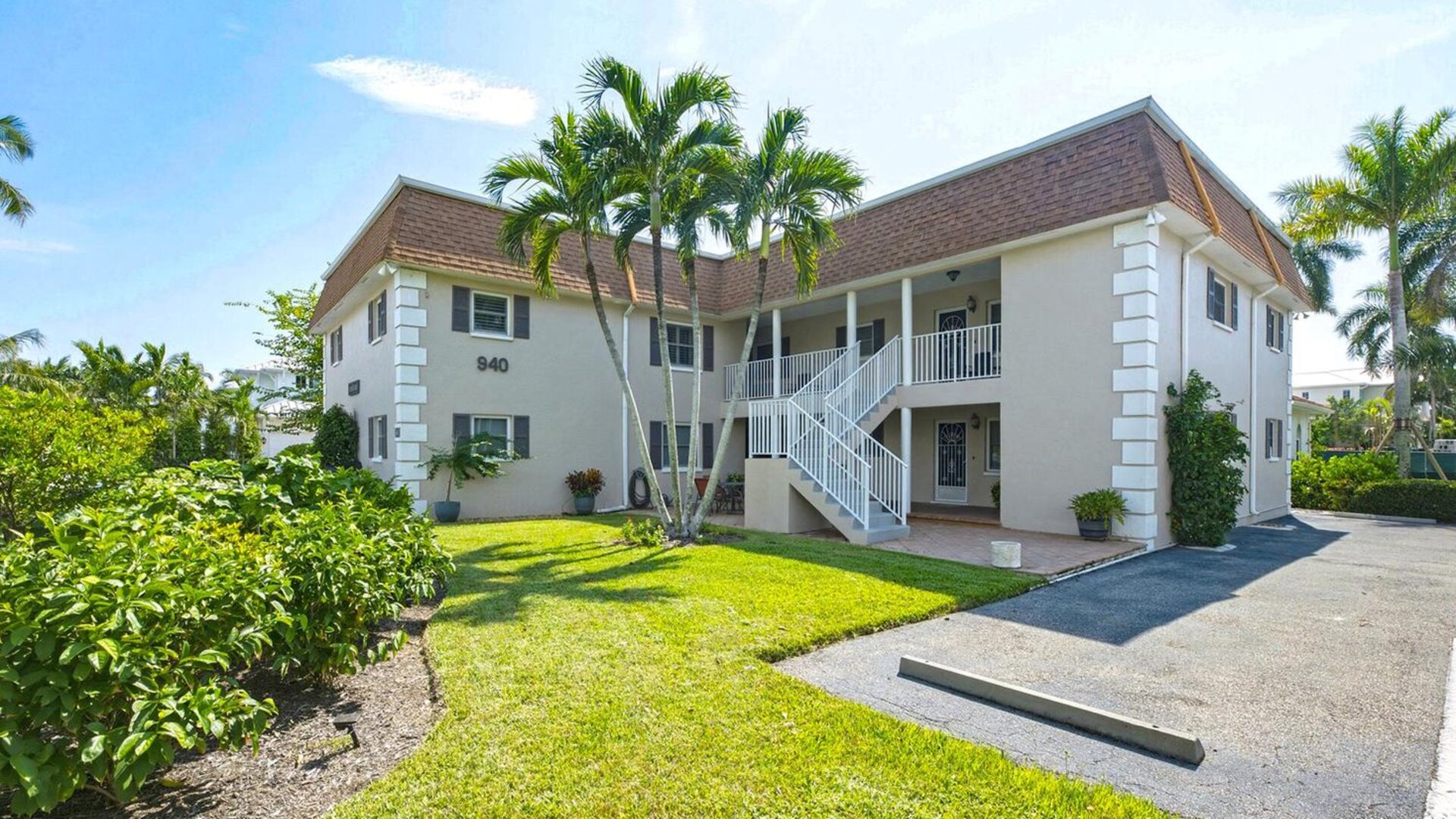 Heart of Old Naples | 940 3rd Street South #201 in Naples, FL